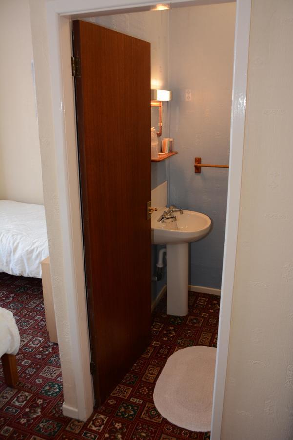 The Cove Guest House リル エクステリア 写真